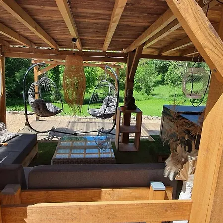 Bed & Breakfast A L'oree Des Volcans