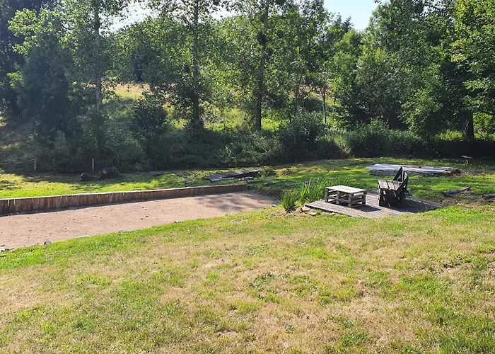 A L'oree Des Volcans Sainte-Catherine (Puy-de-Dome)